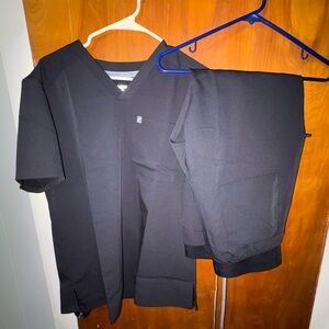 Fabletics Men's Black Scrub Top & Bottoms